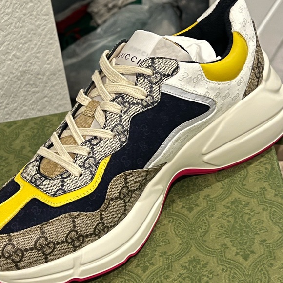Men Gucci shoes